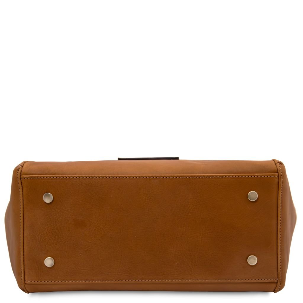 Libra — Leather Shoulder Bag · TL142562 - Orvayla